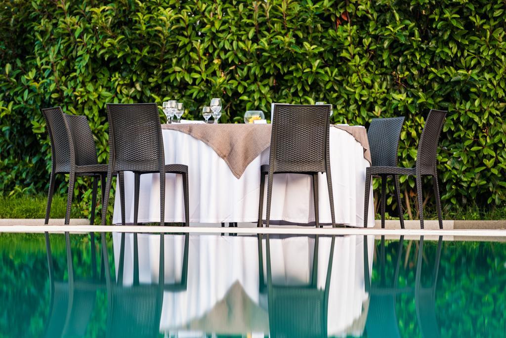 Valle Himara Pension Piana Degli Albanesi Buitenkant foto
