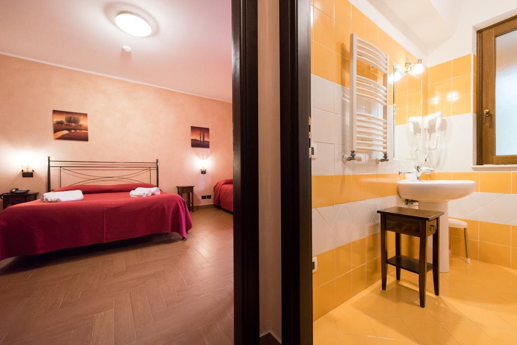 Valle Himara Pension Piana Degli Albanesi Buitenkant foto