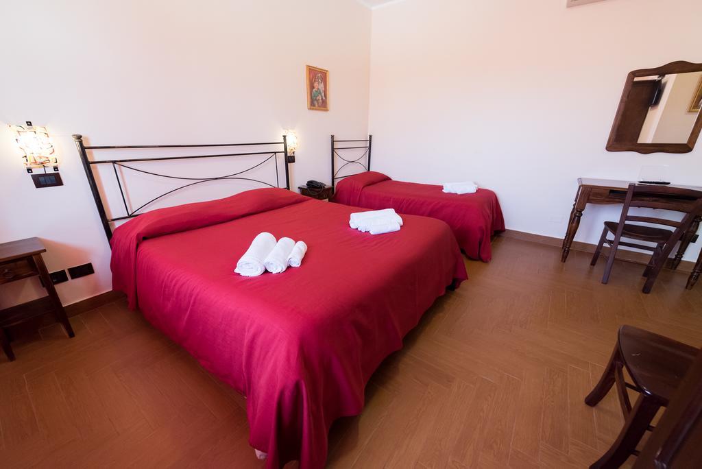 Valle Himara Pension Piana Degli Albanesi Buitenkant foto
